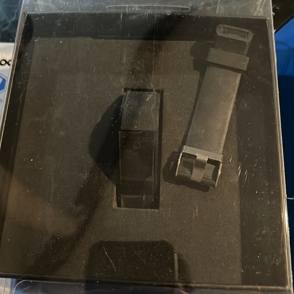 Fitness smartwatch - Picture 2 of 2